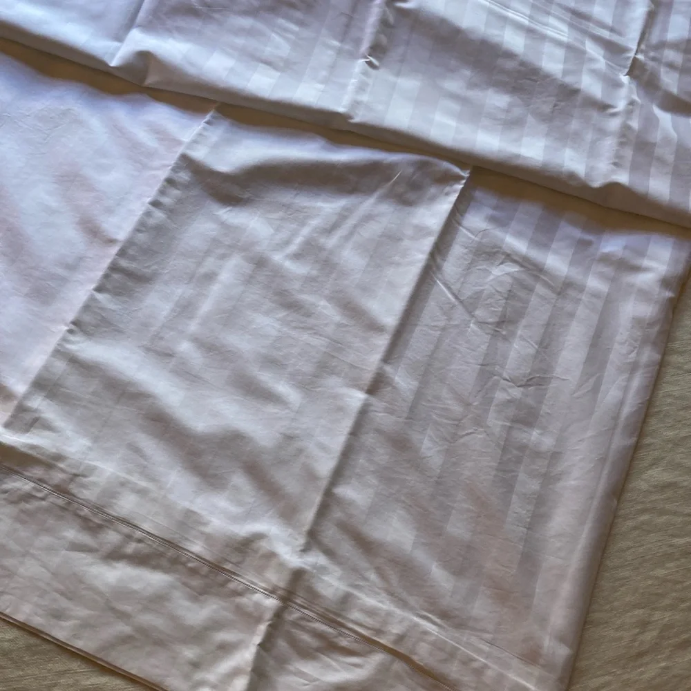 Italian Sferra Bros. White shadow stripe fine Italian cotton king duvet cover